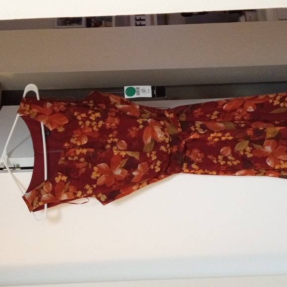 DRESS - Picture 10 of 10